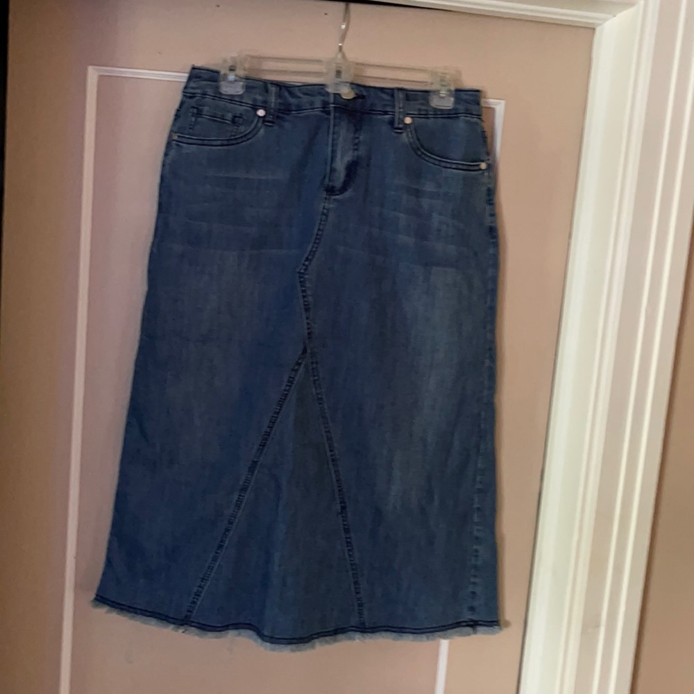 Raw-hem long Jean skirt.
